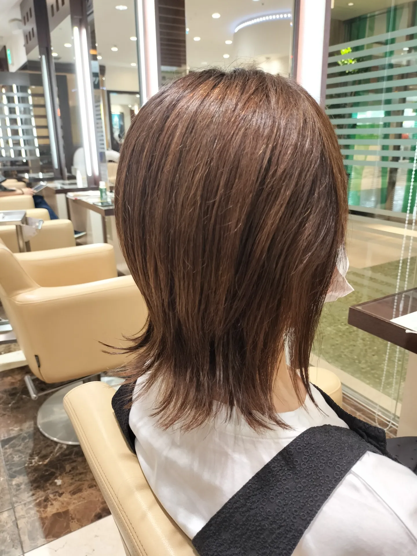 艶髪外ハネウルフ